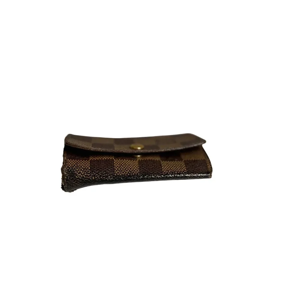 Louis Vuitton classic louis